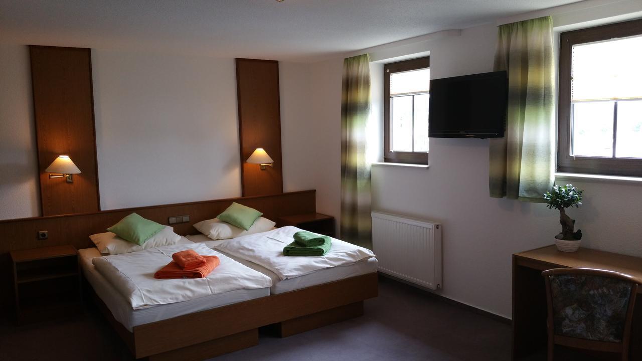 Ehrenfriedersdorf Hotel Am Markt מראה חיצוני תמונה